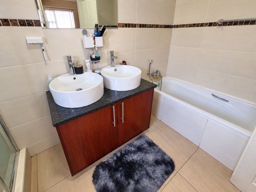3 Bedroom Property for Sale in Shellyvale Free State